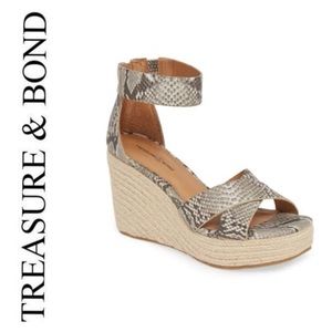 Treasure and Bond Wedge Sandals